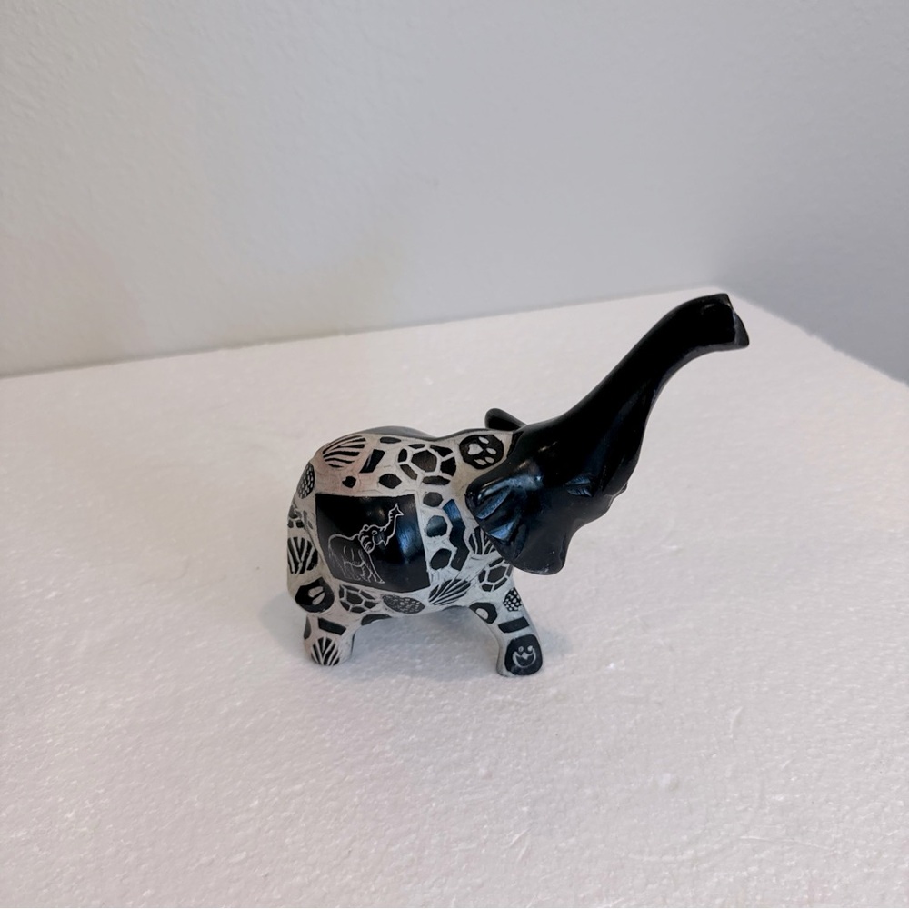 Walt Disney World Animal Kingdom Soapstone Elephant 6 inches - Picture 3 of 7
